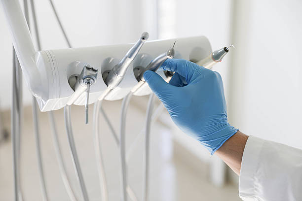 Professional Emergency Dentist technician working in Sunbury, OH